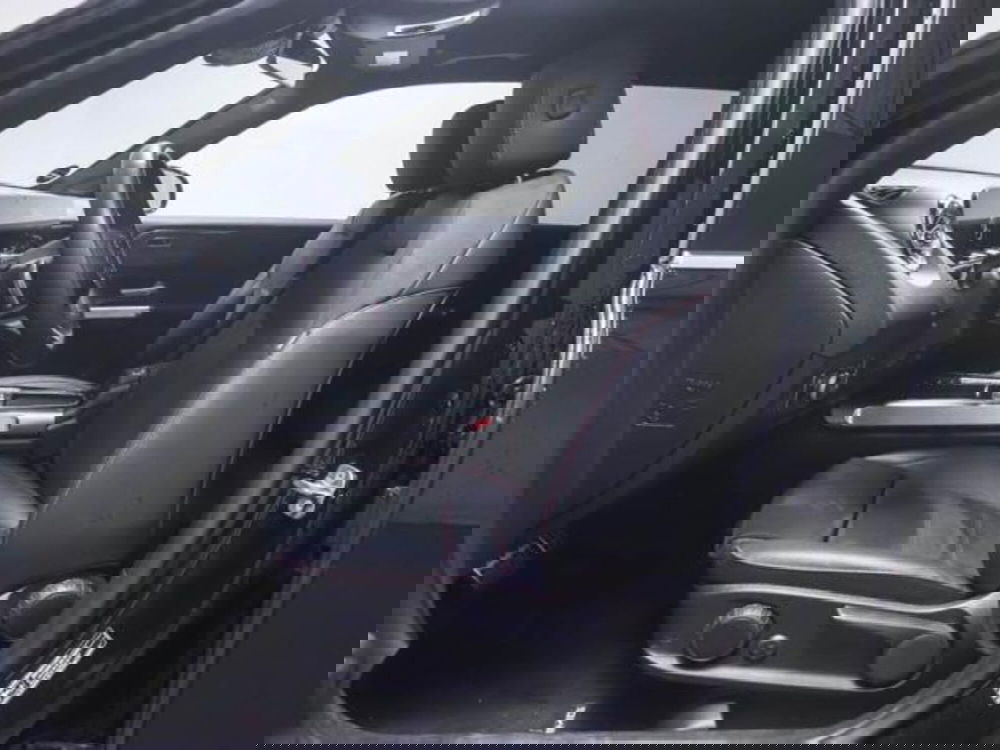 Mercedes-Benz GLB usata a Milano (7)