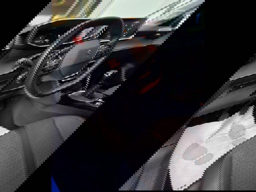 Peugeot 208 usata a Torino (10)