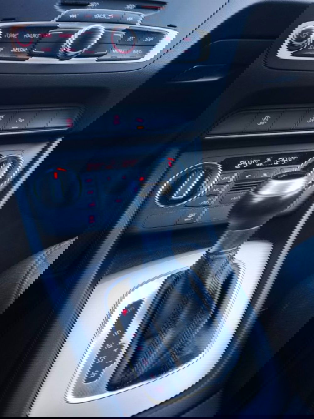 Audi Q3 Sportback usata a Firenze (10)