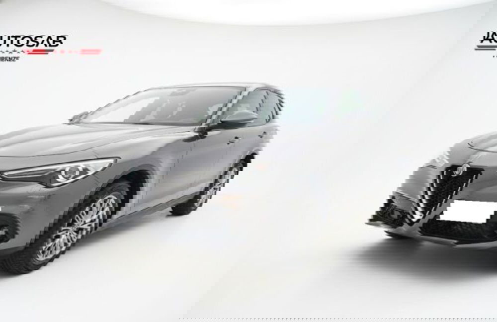 Alfa Romeo Stelvio usata a Firenze (3)