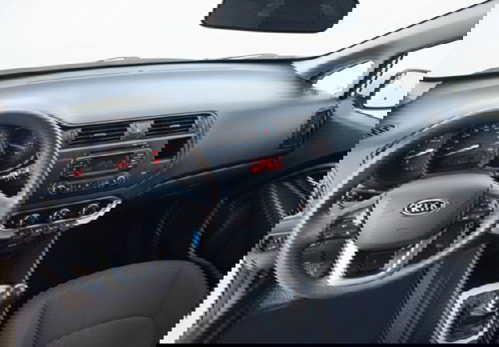 Kia Rio usata a Firenze (8)