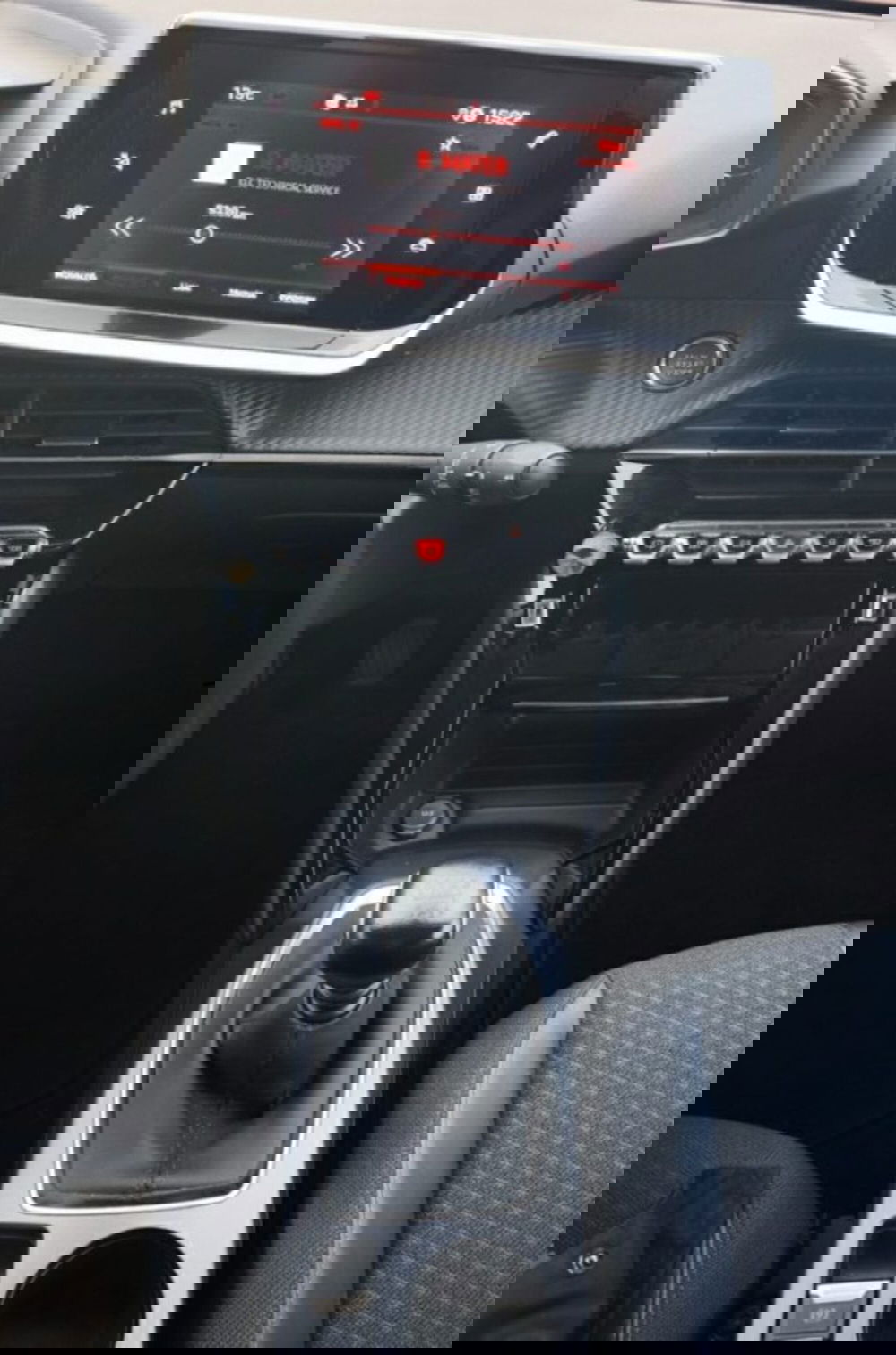 Peugeot 2008 usata a Firenze (9)