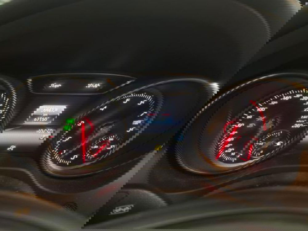 Mercedes-Benz GLA SUV usata a Milano (12)