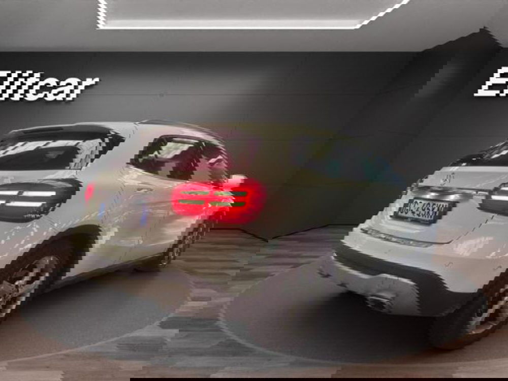 Mercedes-Benz GLA SUV usata a Milano (6)