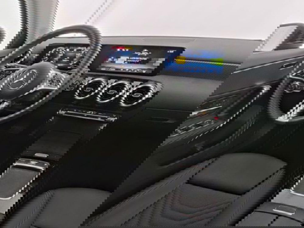 Mercedes-Benz Classe A Sedan usata a Milano (5)