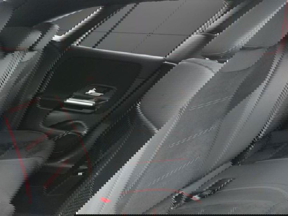 Mercedes-Benz GLA SUV usata a Milano (11)