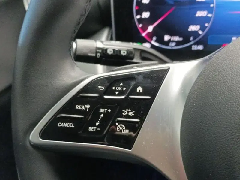 Mercedes-Benz GLC usata a Milano (8)