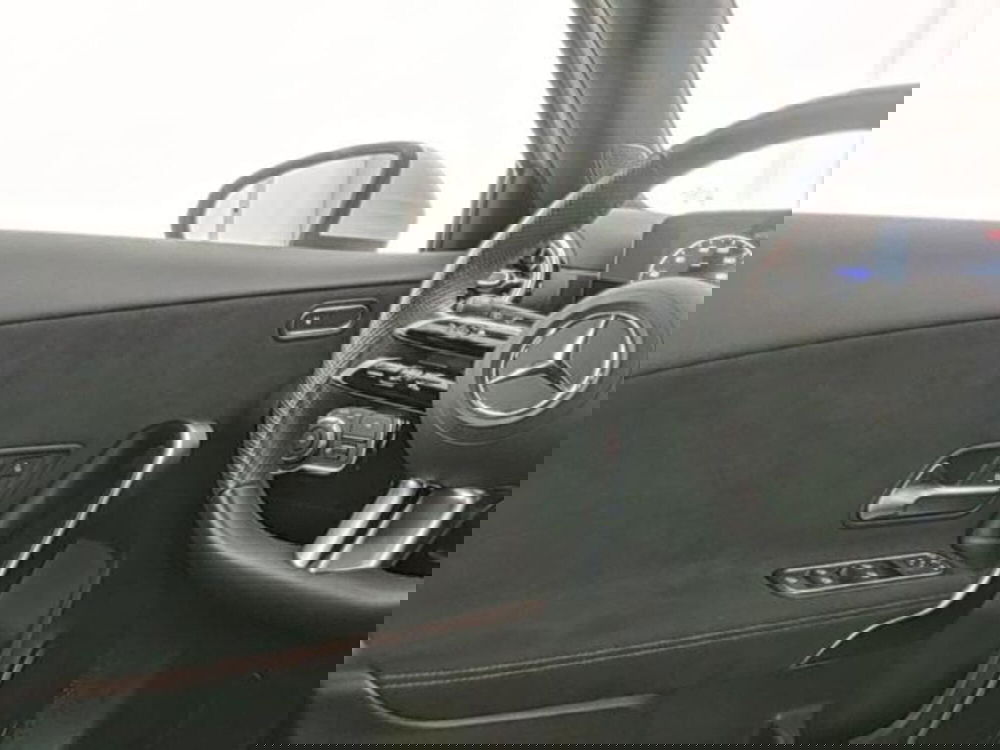 Mercedes-Benz Classe A Sedan usata a Milano (6)