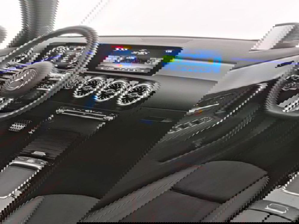 Mercedes-Benz Classe A Sedan usata a Milano (5)