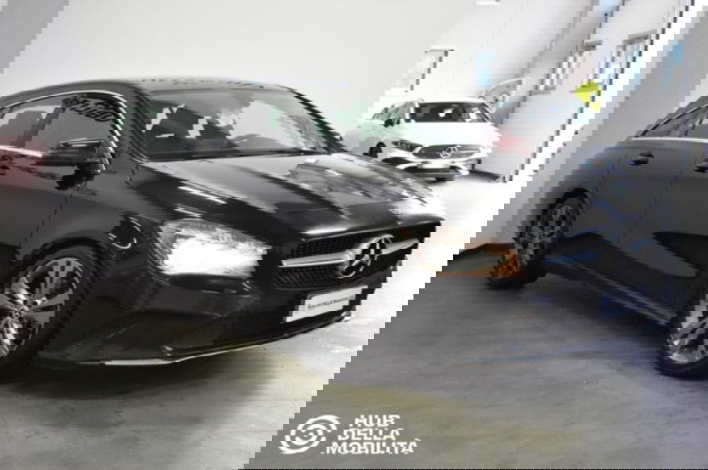 Mercedes-Benz CLA Shooting Brake usata a Perugia (2)