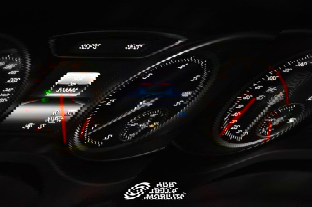 Mercedes-Benz CLA Shooting Brake usata a Perugia (8)