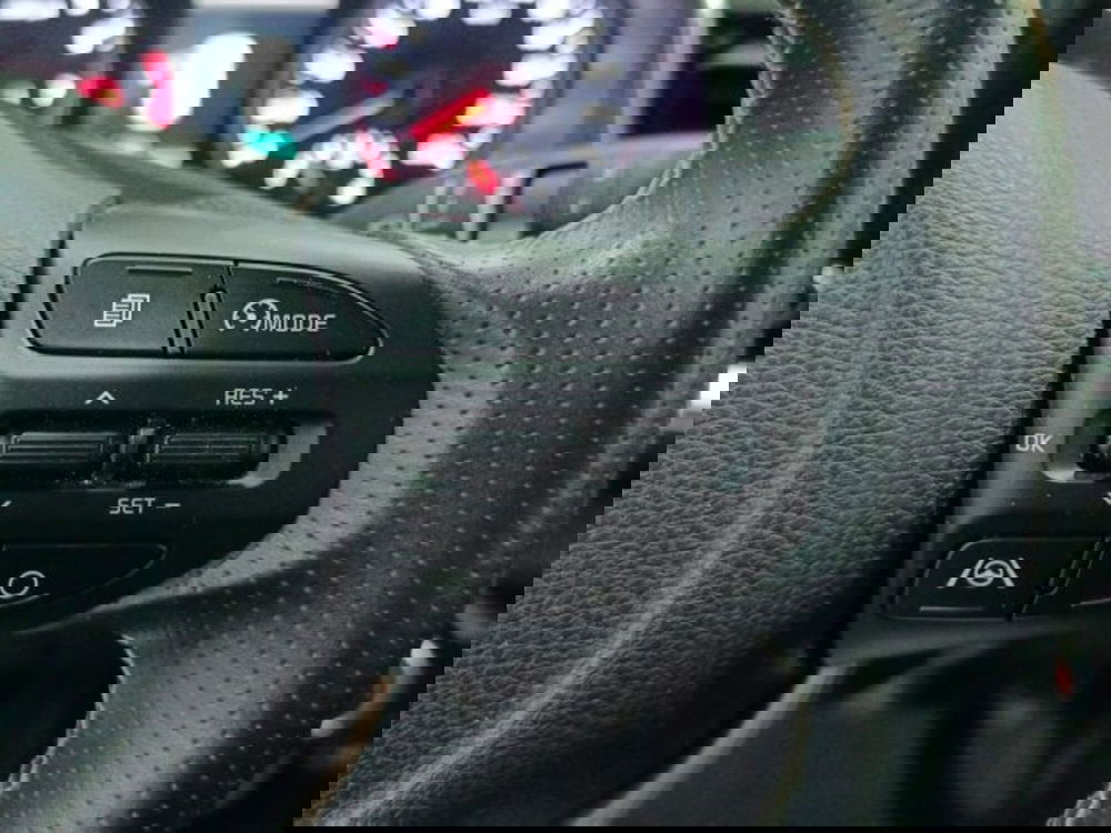 Kia Stonic usata a Catania (19)