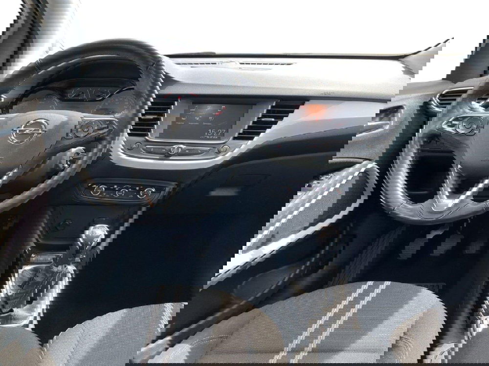 Opel Crossland X usata a Torino (11)