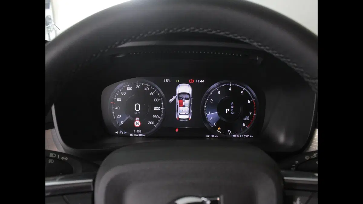 Volvo XC40 usata a Palermo (11)
