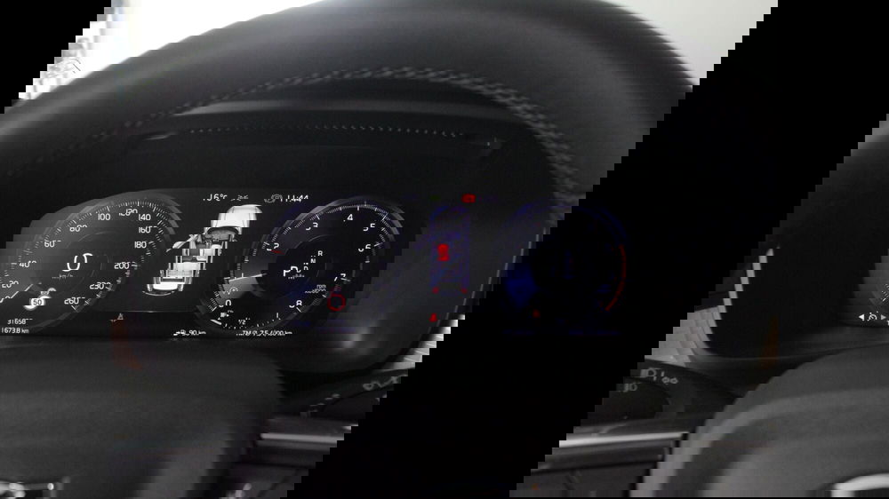 Volvo XC40 usata a Palermo (11)