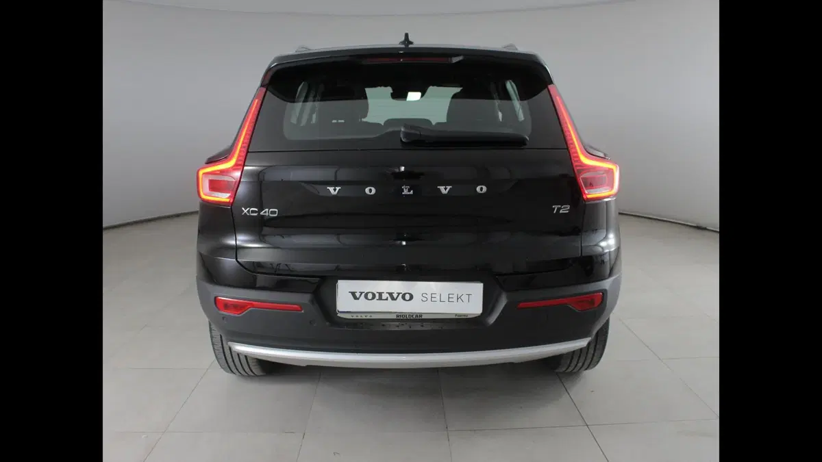 Volvo XC40 usata a Palermo (3)