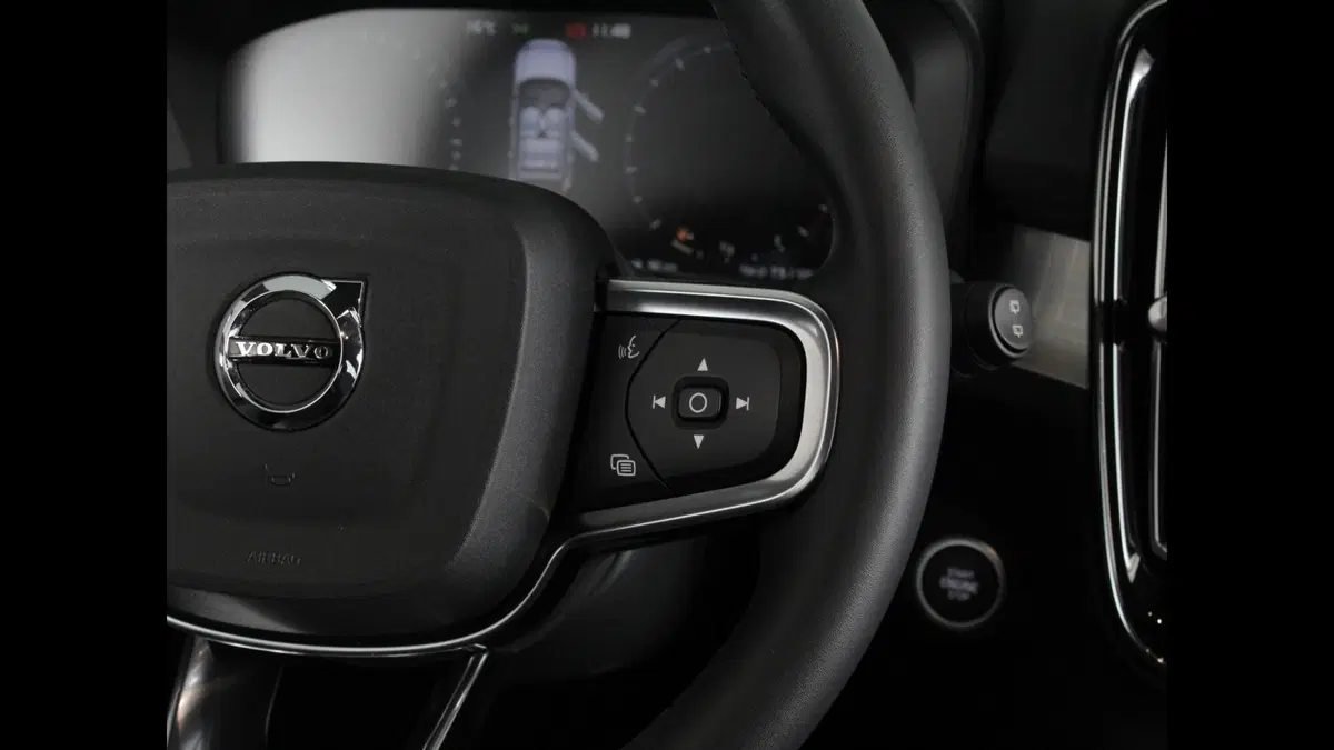 Volvo XC40 usata a Palermo (8)