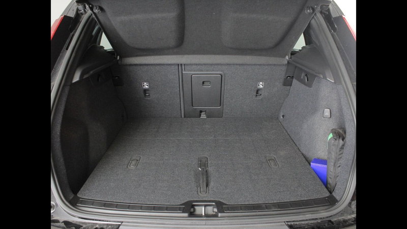 Volvo XC40 usata a Palermo (9)