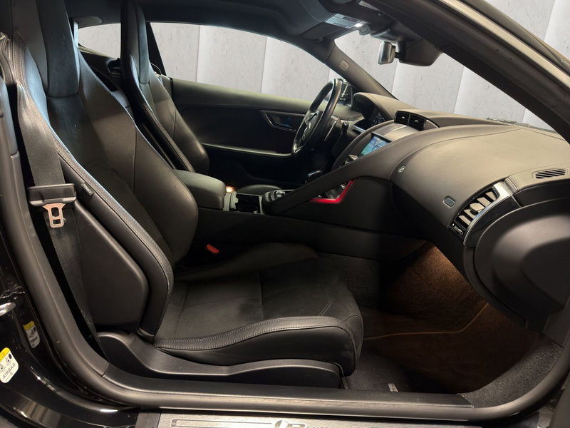 Jaguar F-Type Coupé usata a Milano (3)