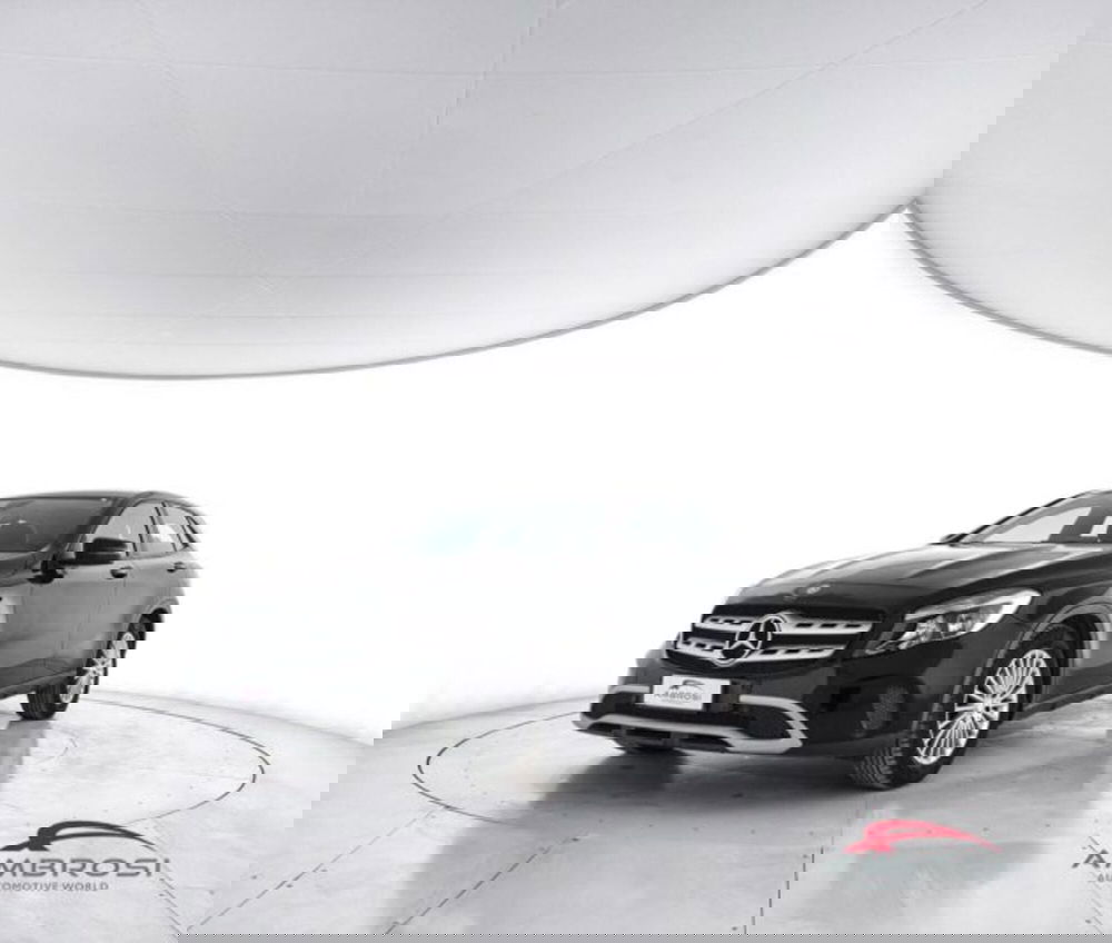 Mercedes-Benz GLA SUV usata a Perugia