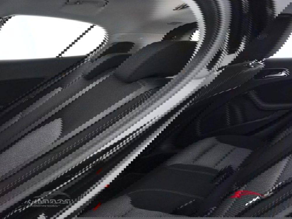 Mercedes-Benz GLA SUV usata a Perugia (10)