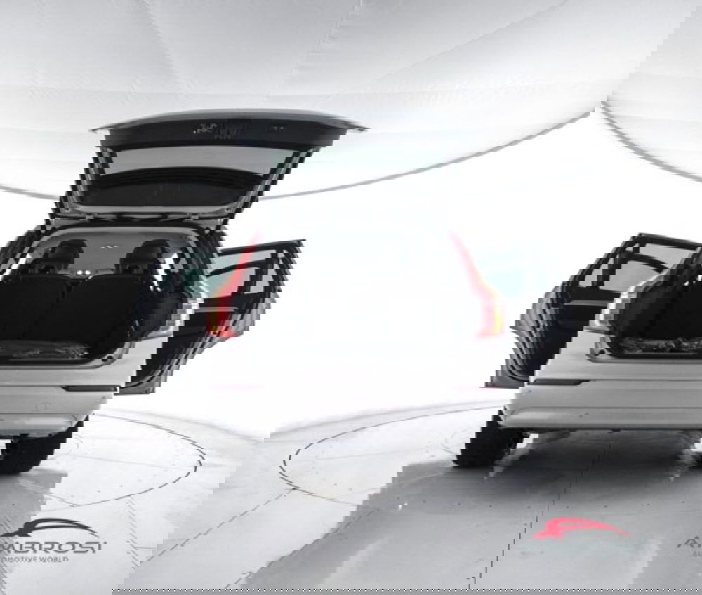 Volvo XC90 nuova a Perugia (7)