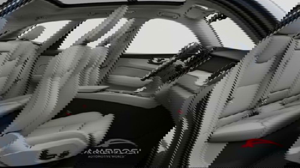 Volvo XC60 nuova a Perugia (13)