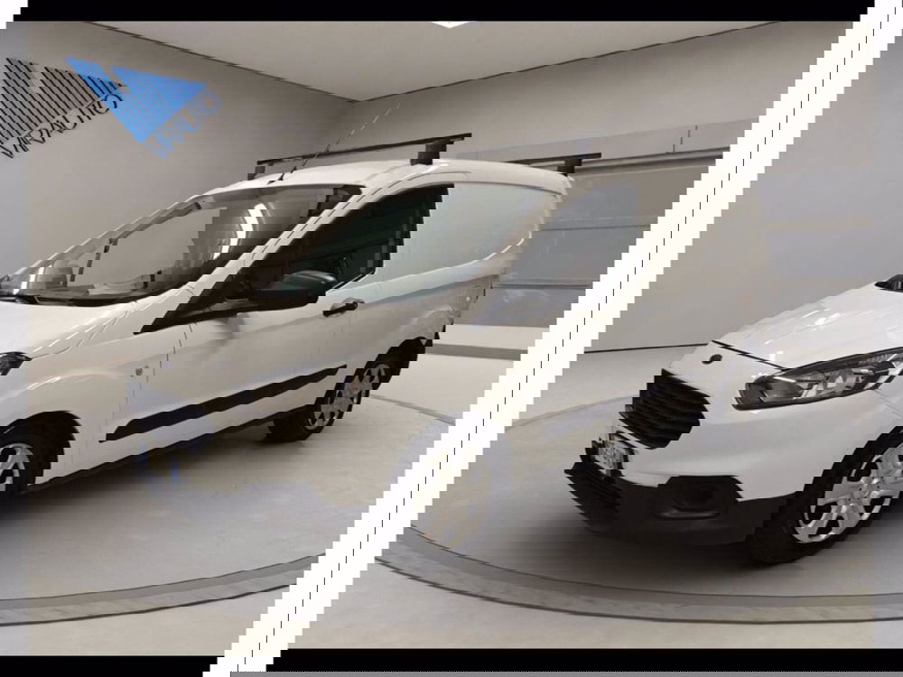 Ford Transit Courier usata a Catania