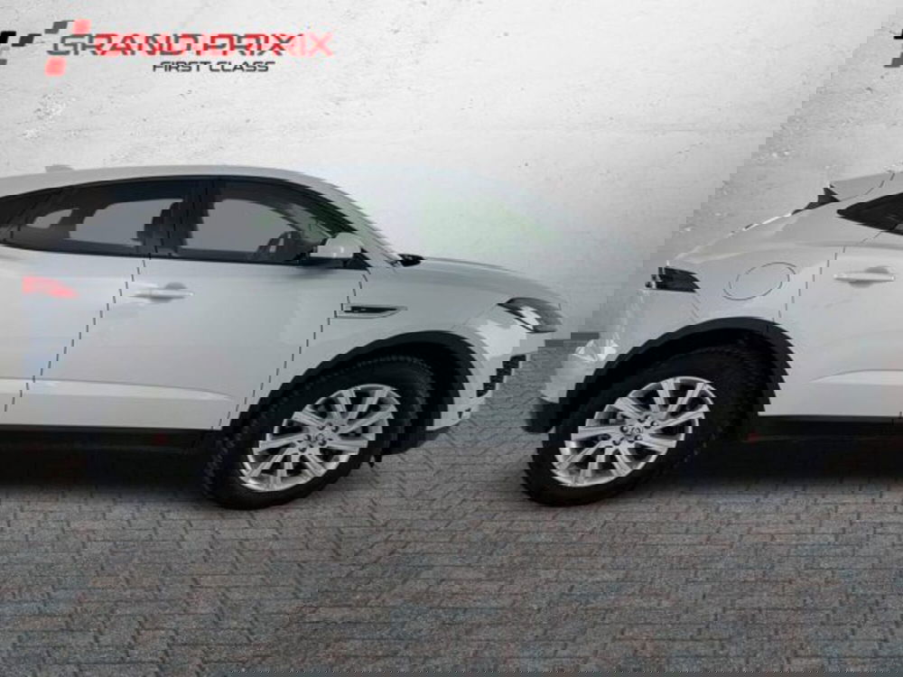 Jaguar E-Pace usata a Bologna (6)