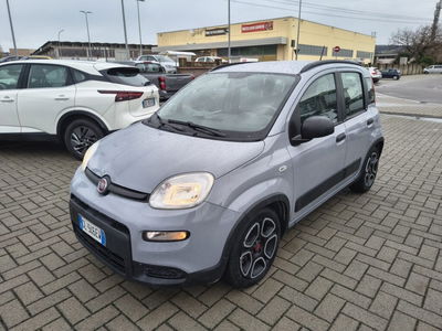 Fiat Panda 1.0 FireFly S&amp;S Hybrid City Cross del 2022 usata a Montelupo Fiorentino