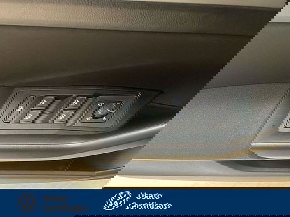 Volkswagen T-Roc usata a Vicenza (15)