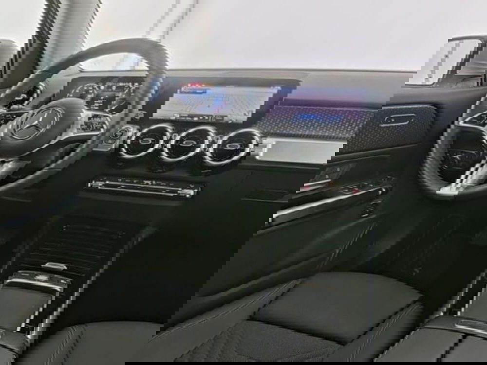 Mercedes-Benz GLB usata a Milano (6)