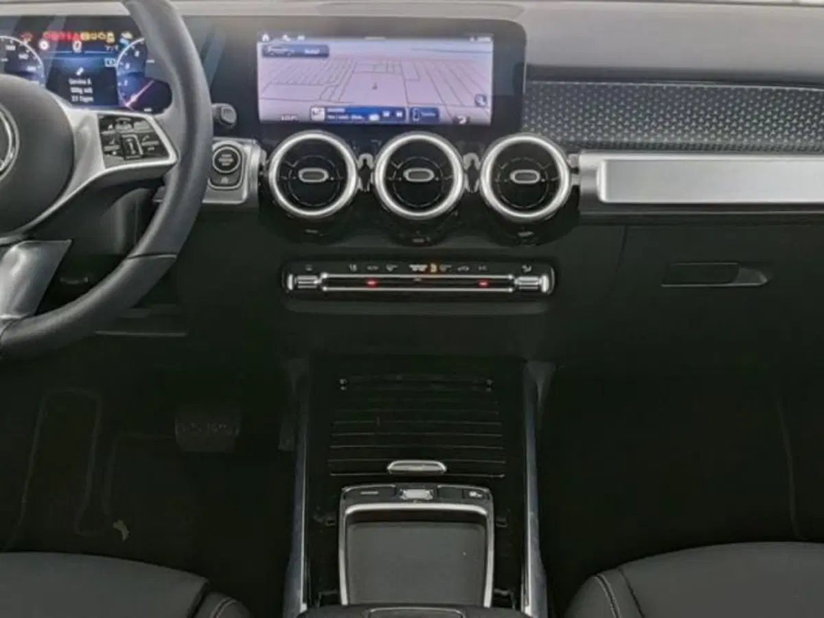 Mercedes-Benz GLB usata a Milano (5)