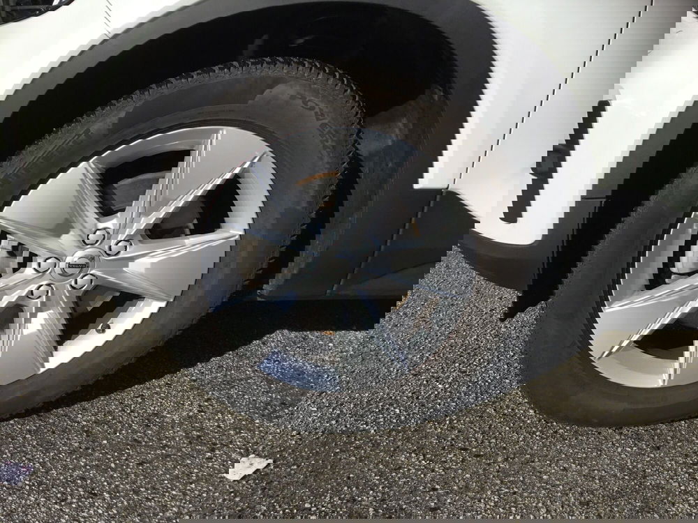 Volvo XC40 usata a Napoli (9)