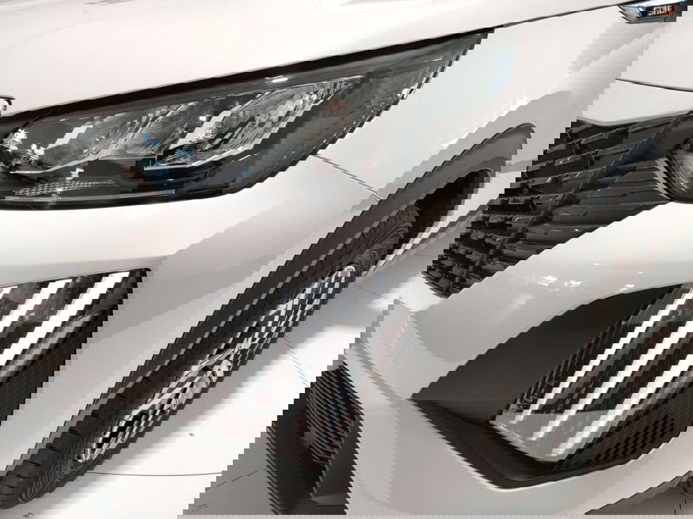 Peugeot 2008 nuova a Teramo (9)