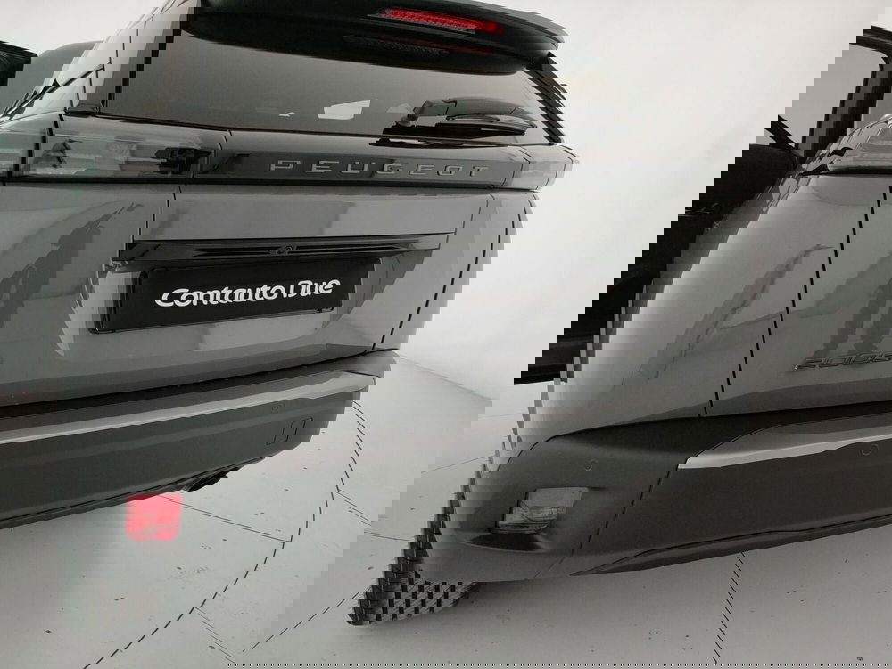 Peugeot 2008 nuova a Caserta (10)