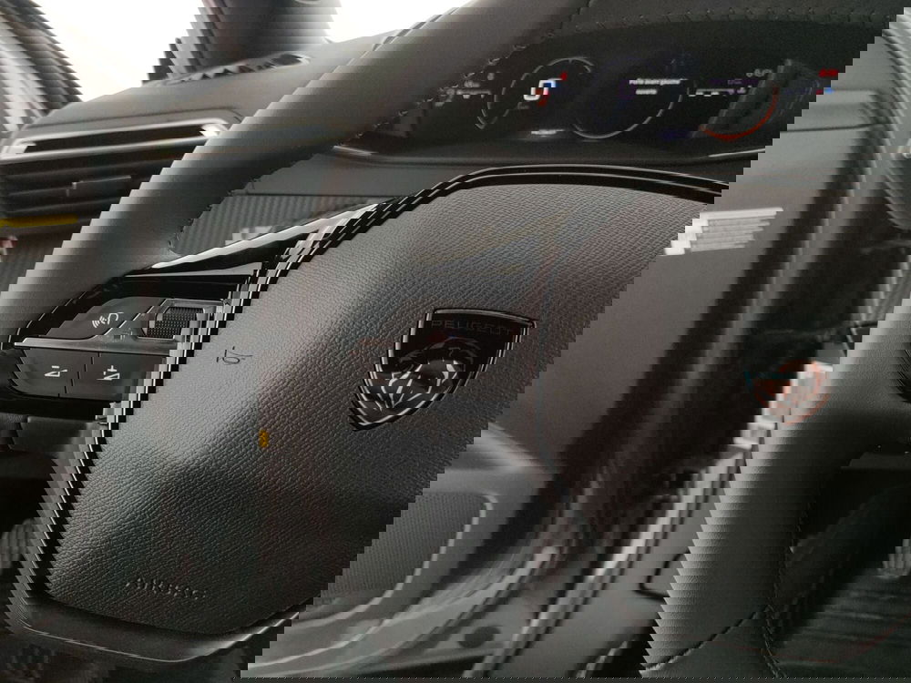 Peugeot 2008 nuova a Caserta (20)