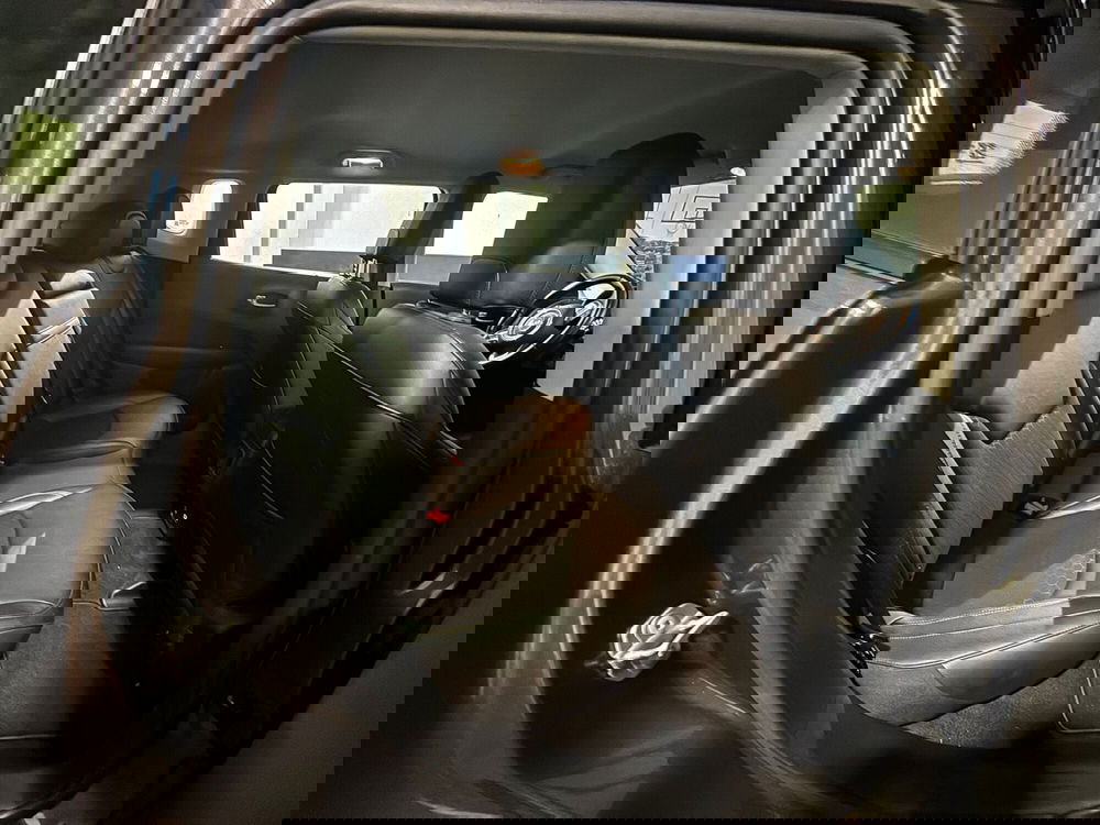 Jeep Compass usata a Milano (14)