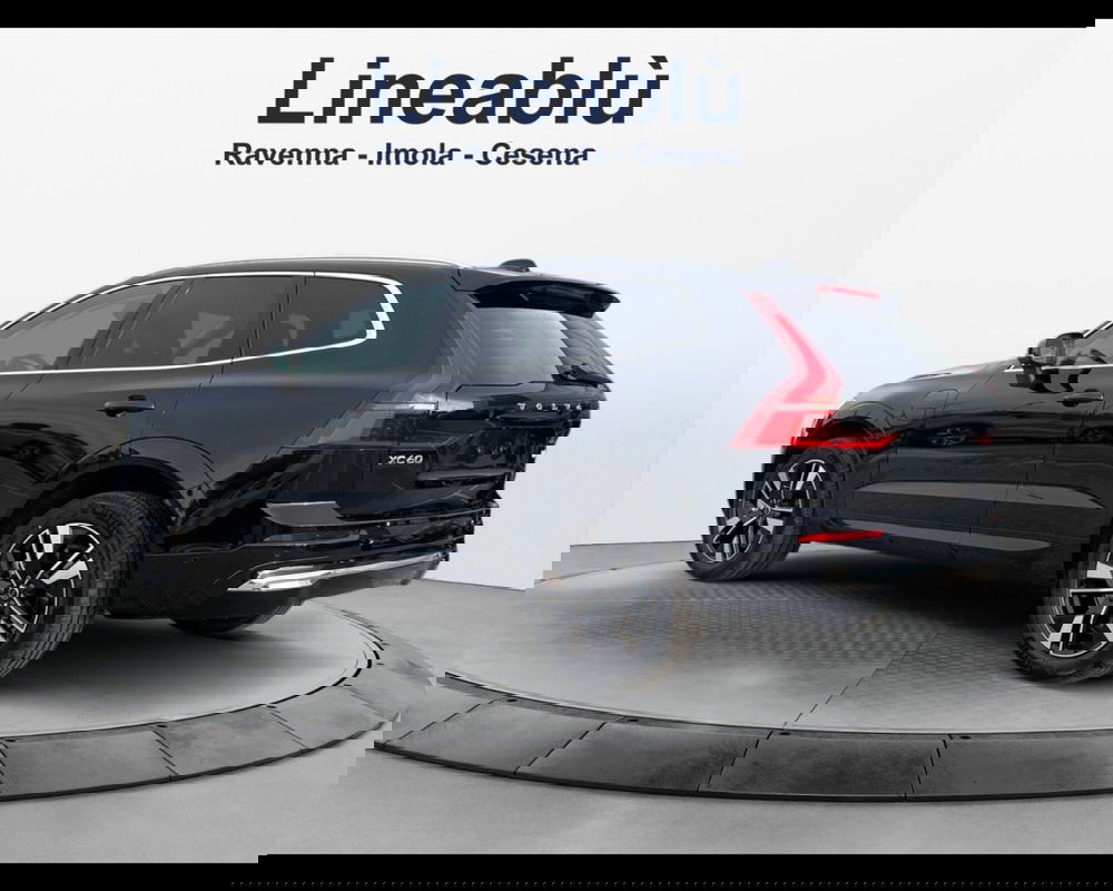 Volvo XC60 nuova a Bologna (3)