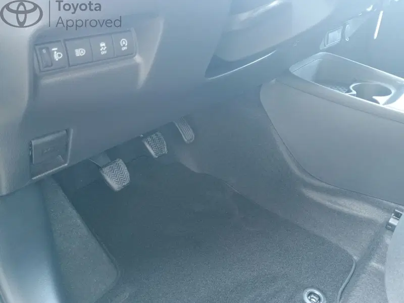 Toyota Aygo X nuova a Reggio Calabria (9)