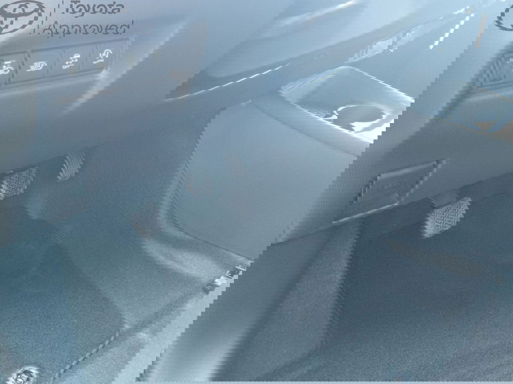 Toyota Aygo X nuova a Reggio Calabria (9)