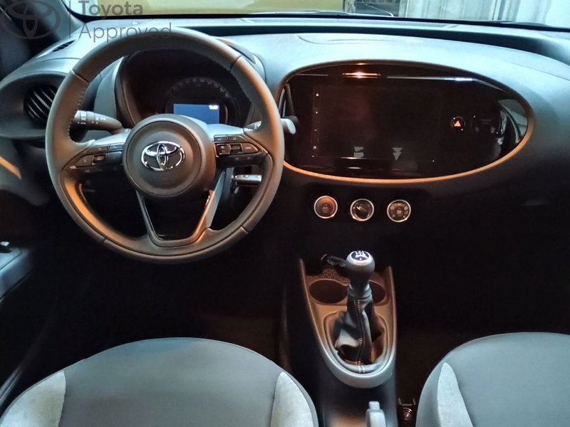 Toyota Aygo X nuova a Reggio Calabria (4)