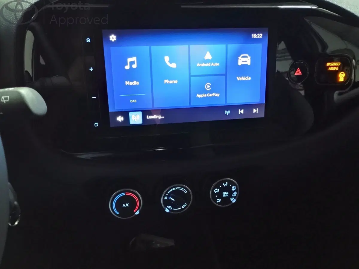 Toyota Aygo X nuova a Reggio Calabria (7)
