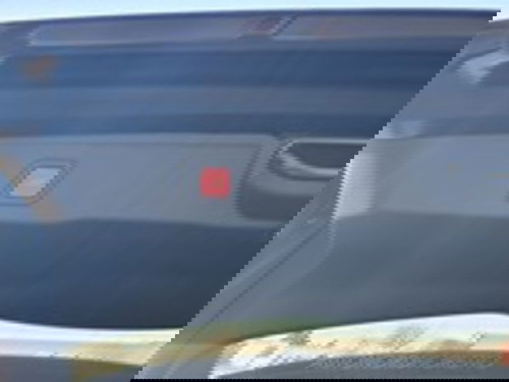 Jeep Avenger usata a Udine (11)