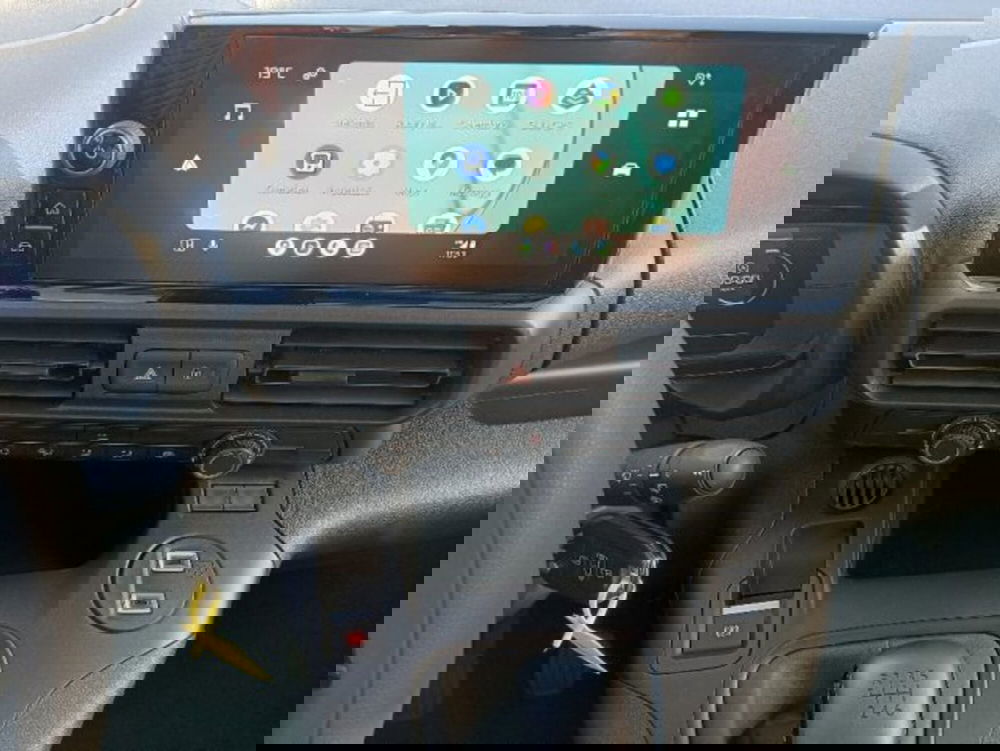 Peugeot Partner Furgone nuova a Brescia (18)