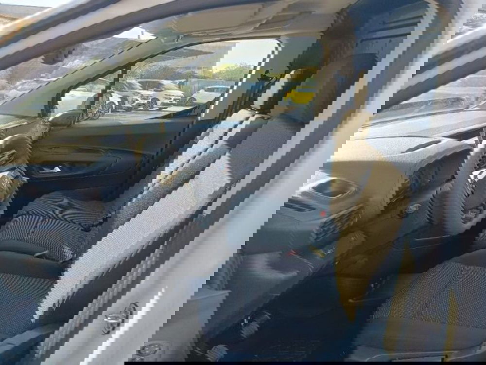 Peugeot Partner Furgone nuova a Brescia (9)