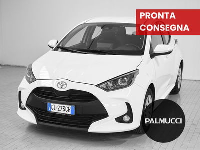Toyota Yaris 1.0 5 porte Active del 2022 usata a Prato