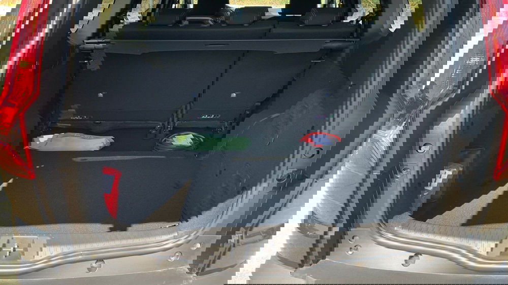 Dacia Jogger usata a Padova (9)