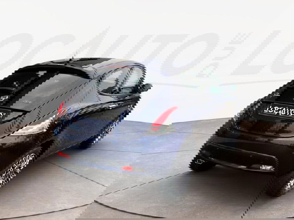 Lancia Ypsilon usata a Torino (4)