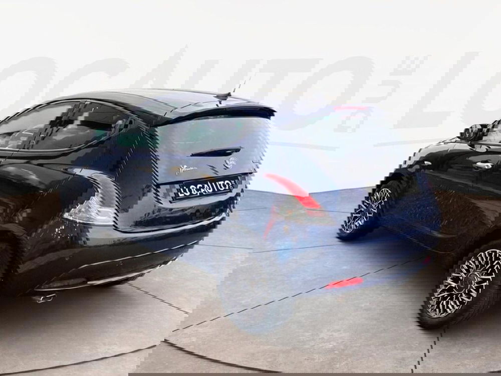 Lancia Ypsilon usata a Torino (5)